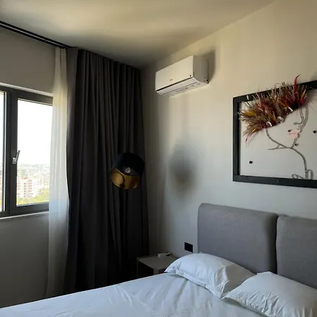 Aparthotel Emera 3*