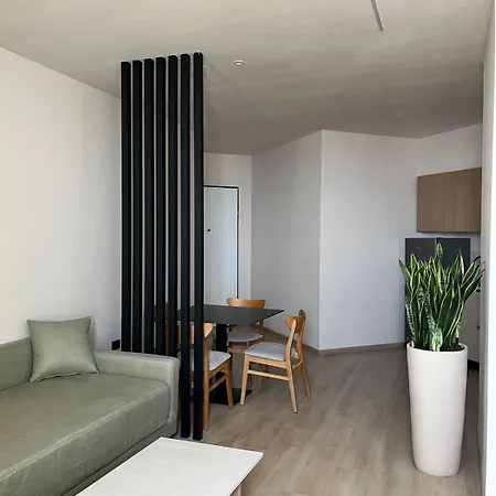 Emera Appart hôtel 3*