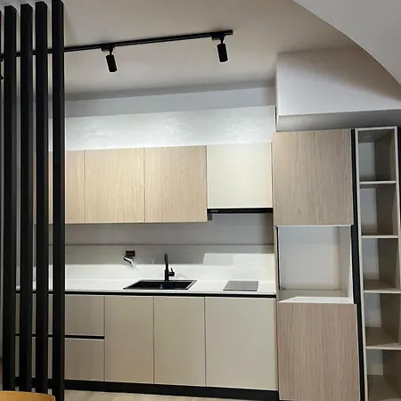 Emera Apartmanhotel Vlora