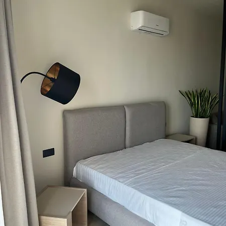 Emera Apartmanhotel *