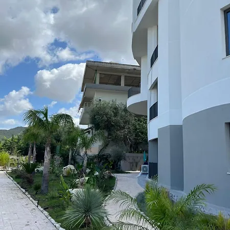 Emera Apartmanhotel