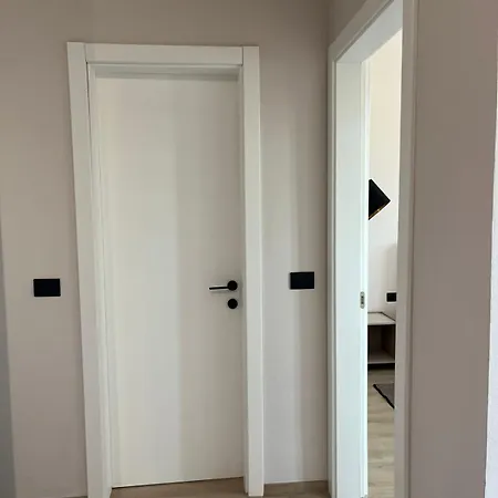 Emera Apartmanhotel Vlora