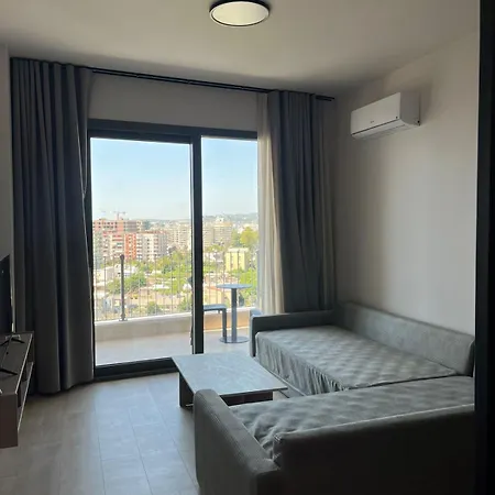 Emera Apartmanhotel *