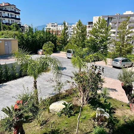 Emera Apartmanhotel Vlora
