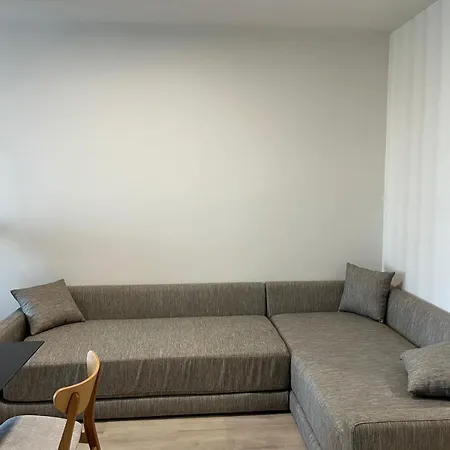 Emera Apartmanhotel Vlora
