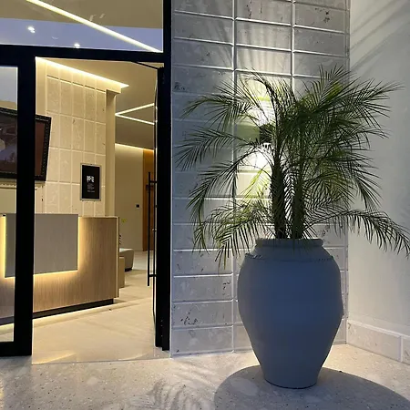 Apartmanhotel Emera *