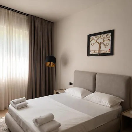 شقة فندقية Emera 3*