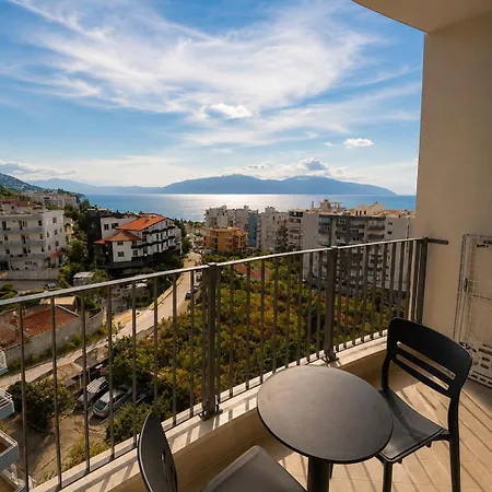 Lejlighedshotel Emera 3*