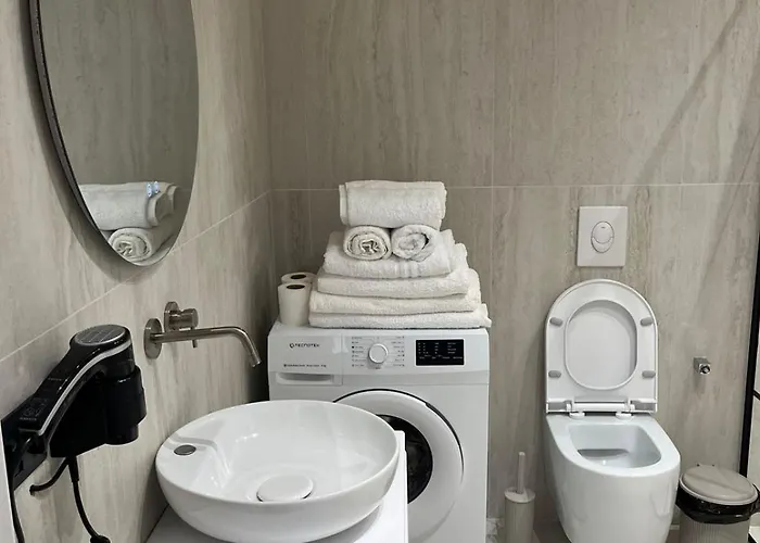 Emera 3* Vlorë